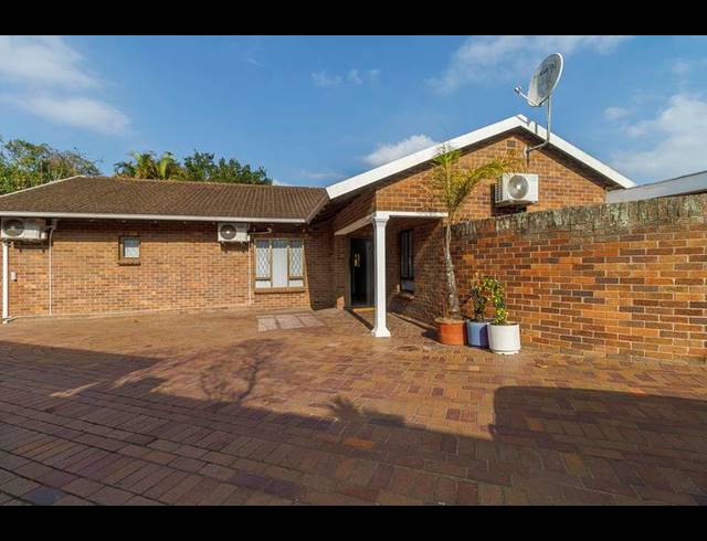 4 BEDROOM HOUSE FOR SALE IN MANORS